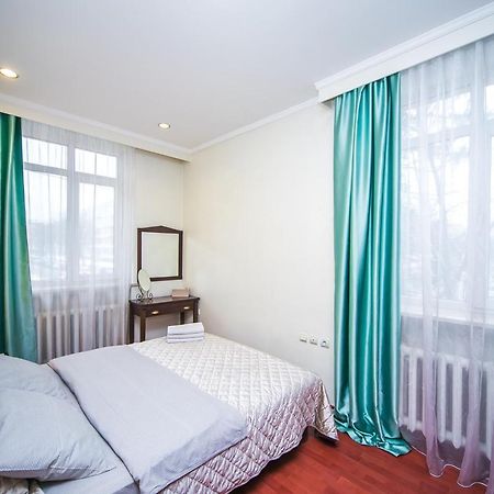 מינסק Apartment Ploshchad Pobedy 3 Komnaty מראה חיצוני תמונה
