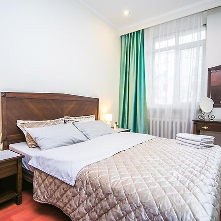 מינסק Apartment Ploshchad Pobedy 3 Komnaty מראה חיצוני תמונה