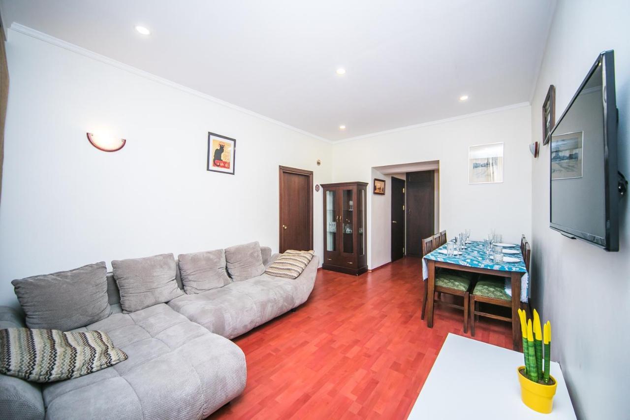 מינסק Apartment Ploshchad Pobedy 3 Komnaty מראה חיצוני תמונה